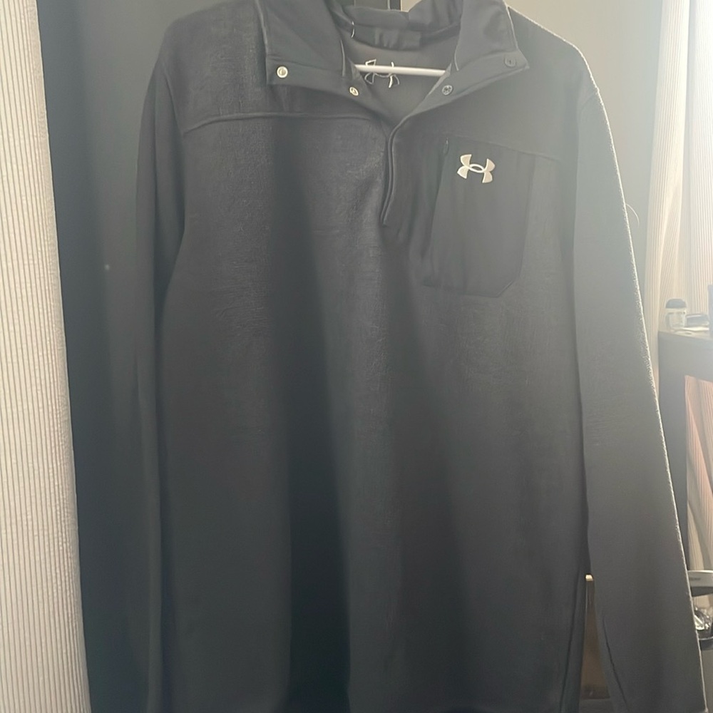 UnderArmour Brand Sweatshirt/Jacket